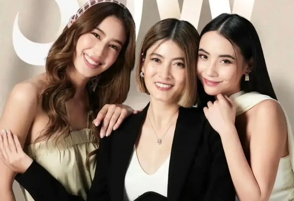 城中投资 这部泰剧在国内火了！玛姬•瑞斯莉从16到24岁，十多年稳定巅峰